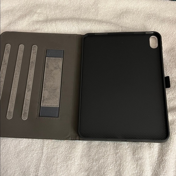 Colorful Tree Art IPad / Tablet Case - Picture 4 of 7